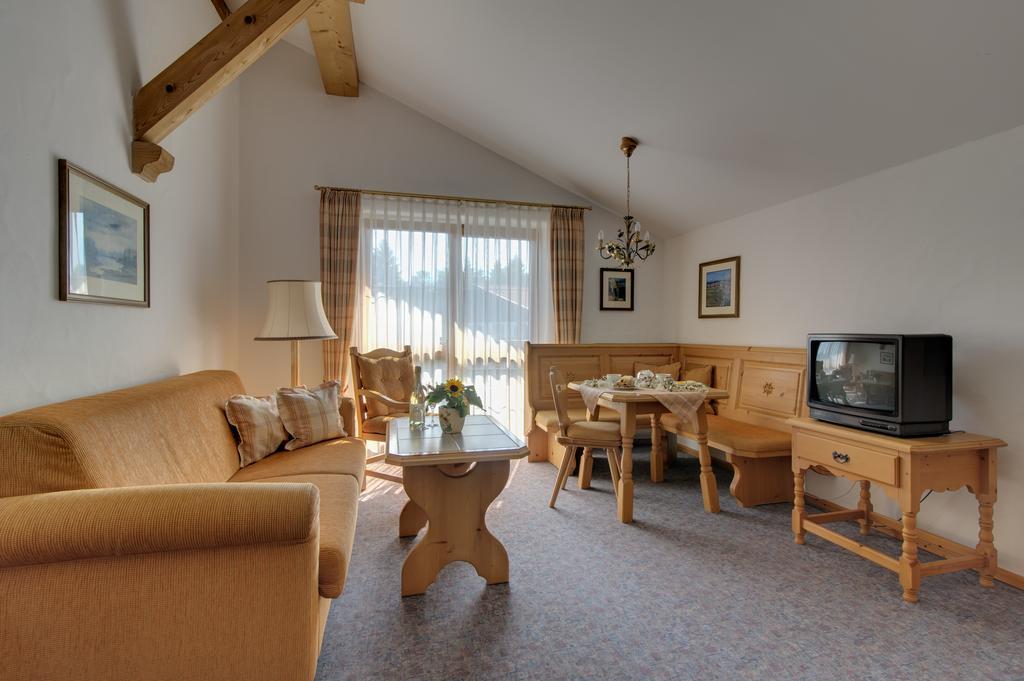 Parkhotel Living Bad Bayersoien Екстер'єр фото