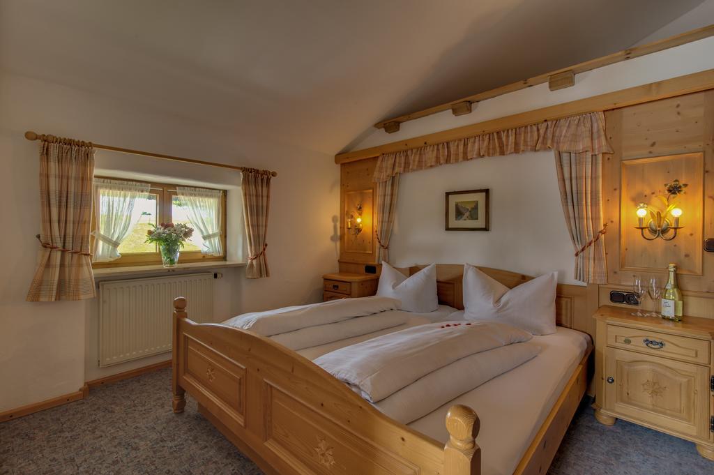 Parkhotel Living Bad Bayersoien Екстер'єр фото